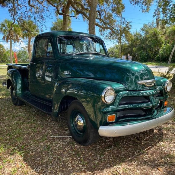 Meet your Posher, Deb - Picture 1 of 1